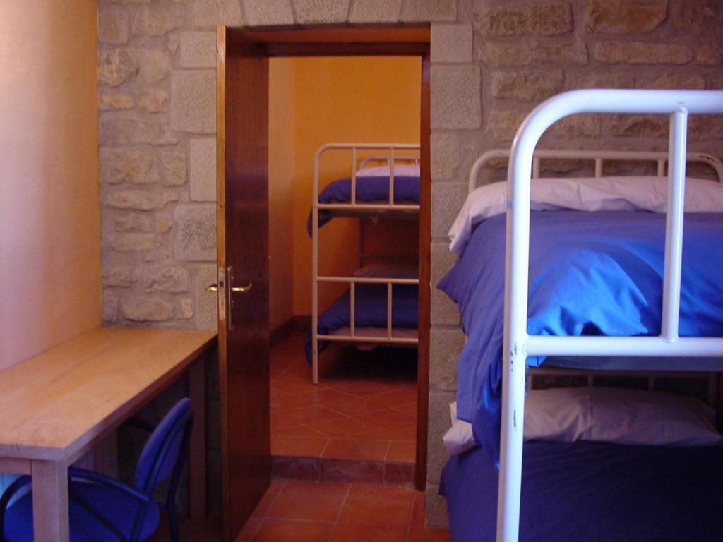 Albergue De Juventud De Sos del Rey Católico Szoba fotó